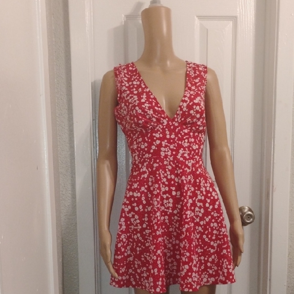 Floral Red Sleeveless Dress